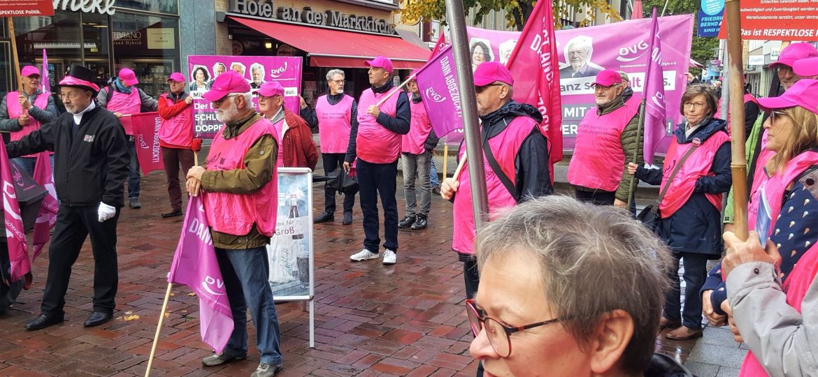Protestmarsch in Hannover Okt 2022 - Foto DVG Manfred Poggensee_2541414 (2)