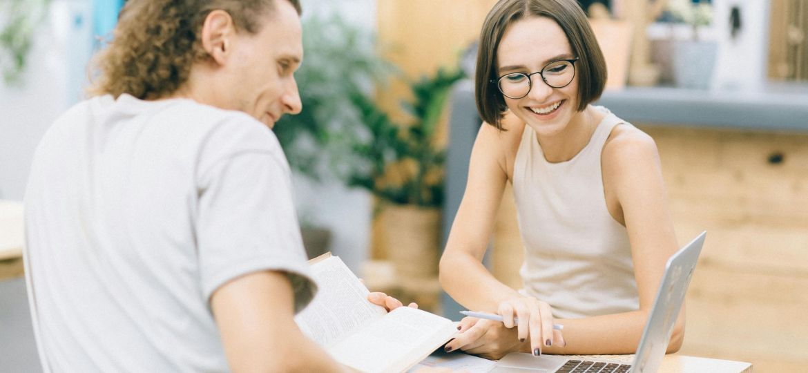 pexels-n-voitkevich-5186303