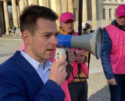 Bundestagsabgeordneter Philip Hartewig, Generalsekretär der FDP Sachsens, unterstützt die Forderungen des DVG
